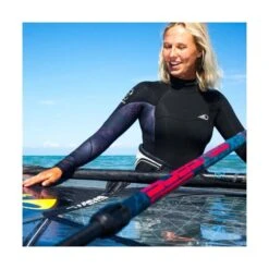 Combinaison Surf Femme Soöruz Divine BackZip 4/3mm Noir / Bordeaux 8 Combinaison Surf Femme Soöruz Divine BackZip 4/3mm Noir / Bordeaux -Plongee Sous Boutique combinaison surf femme sooruz divine backzip 4 3mm noir bordeaux 2